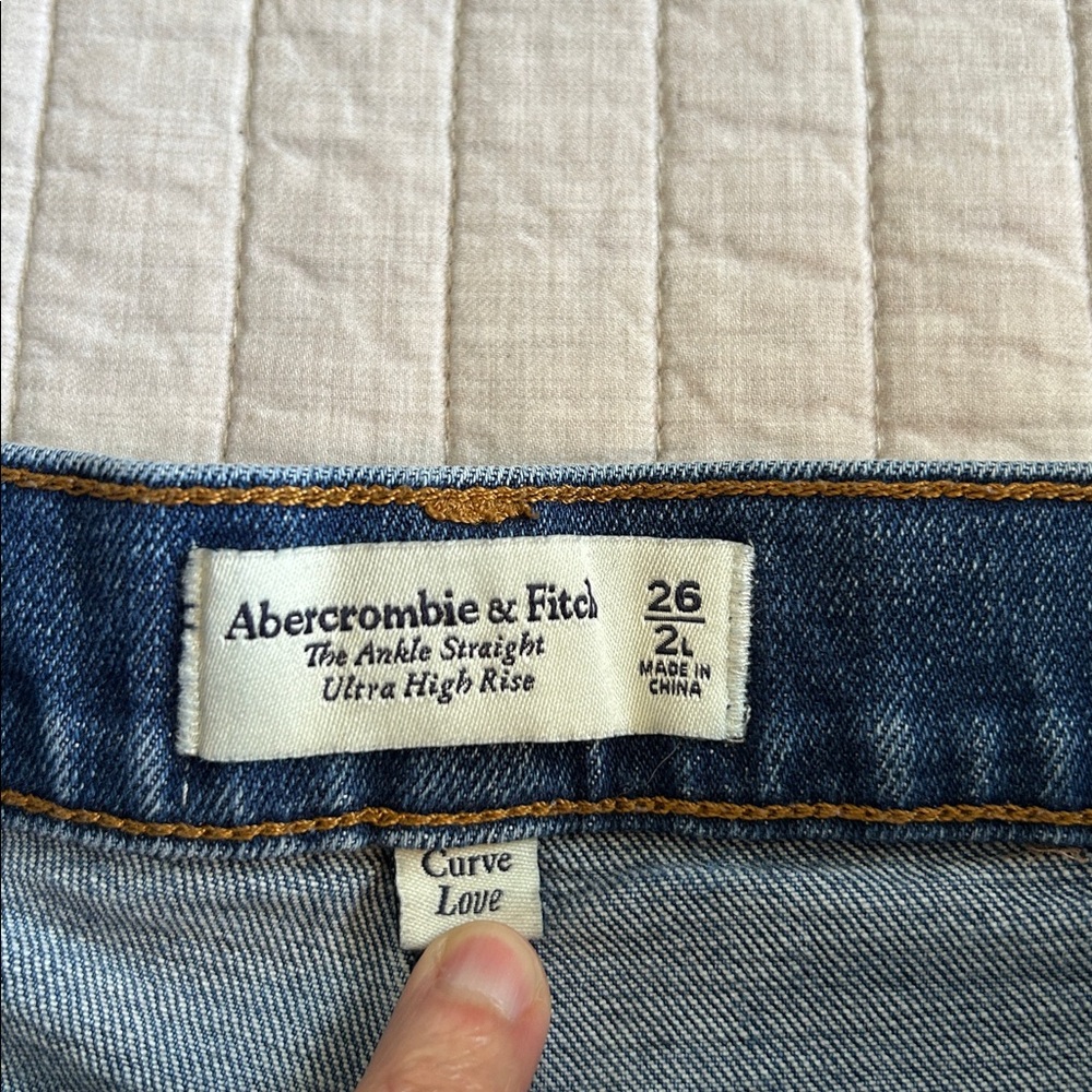 Abercrombie The Ankle Straight Ultra High Rise Curve Love - Picture 5 of 13